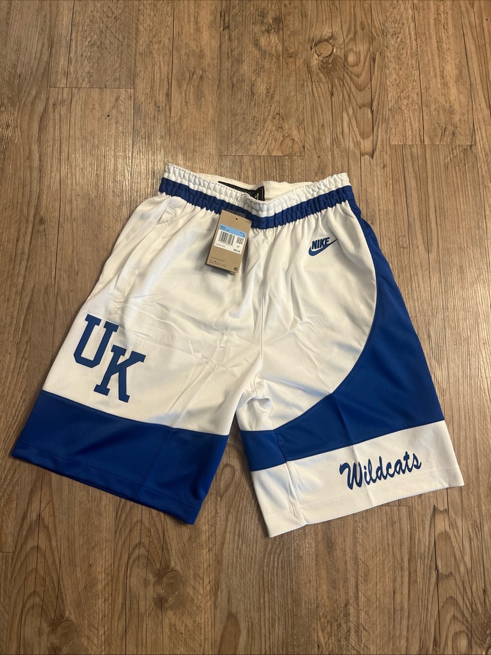 NWT Nike Kentucky Wildcats Limited Performance Shorts White Men’s Size M